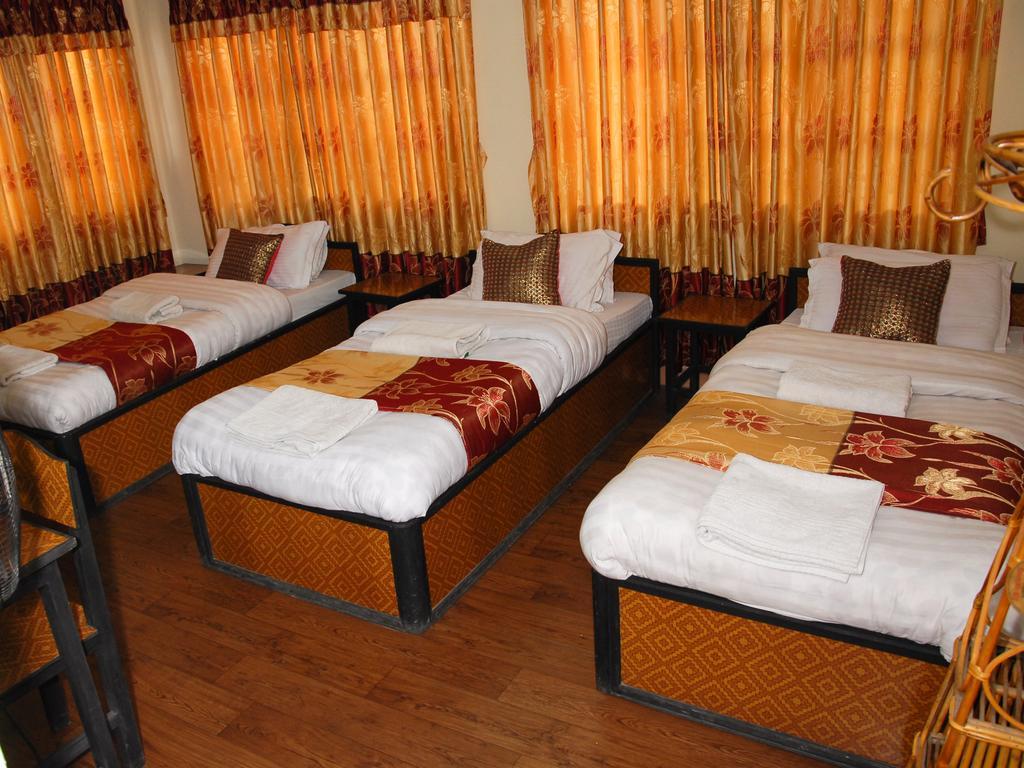 Hostal Elbrus *