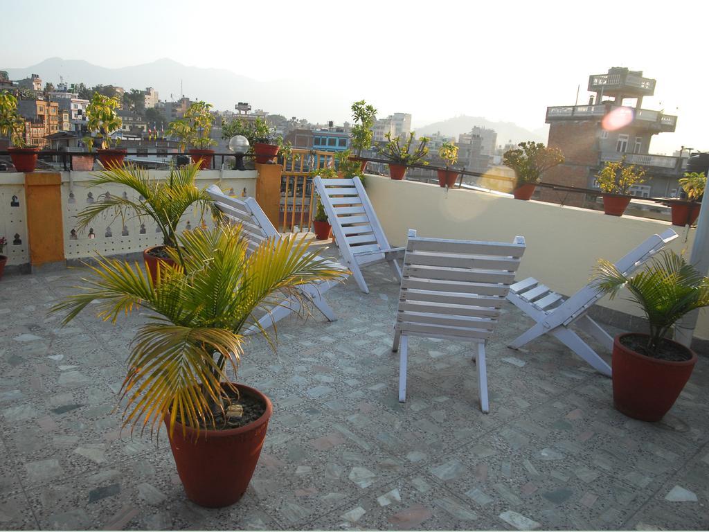 Elbrus Hostal *