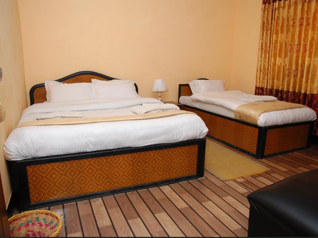 Hostal Elbrus *